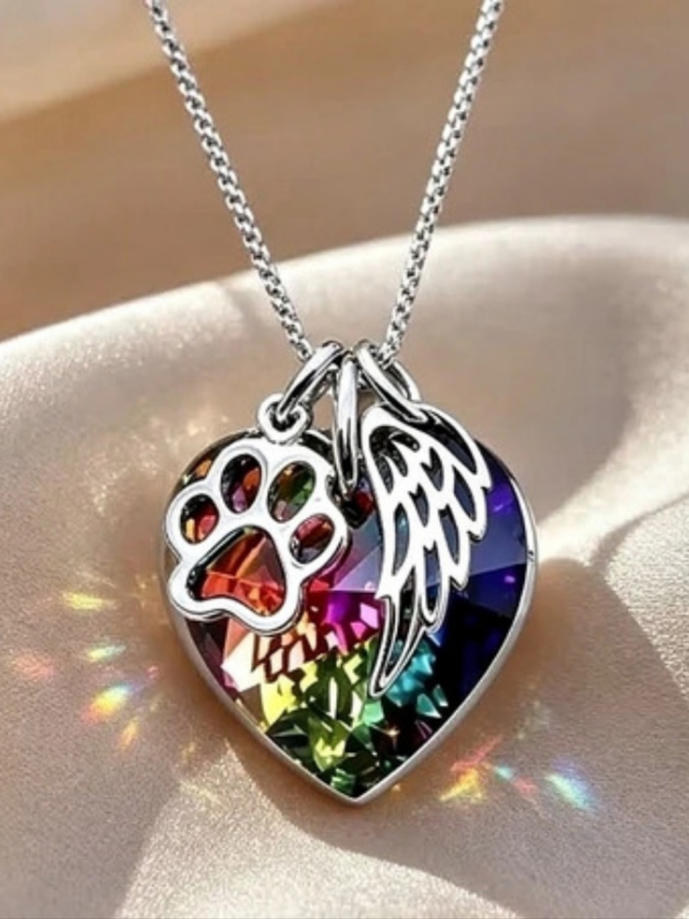 Multicolor Heart Pendant Necklace Like New.
